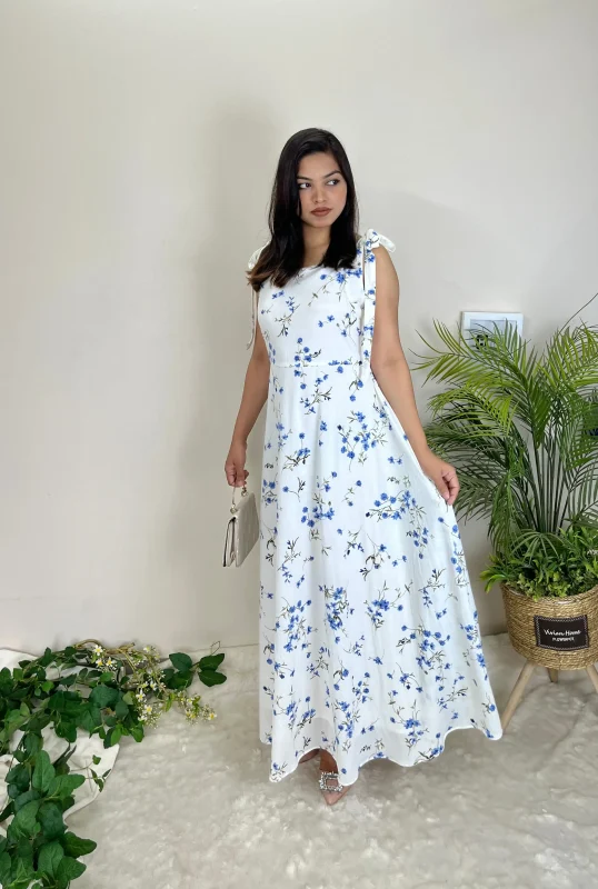 White Blue Flowral sleevless maxi dress